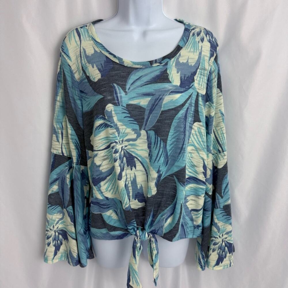 Studio JPR Lightweight Knit Front Tie Top Size X-Large